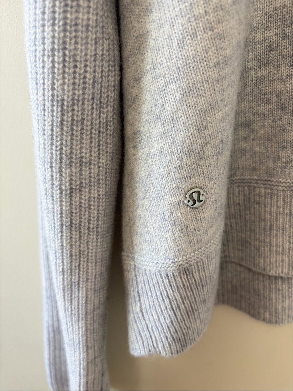 LULULEMON CASHMERE SLIM-FIT CARDIGAN SIZE XL - Picture 7 of 12